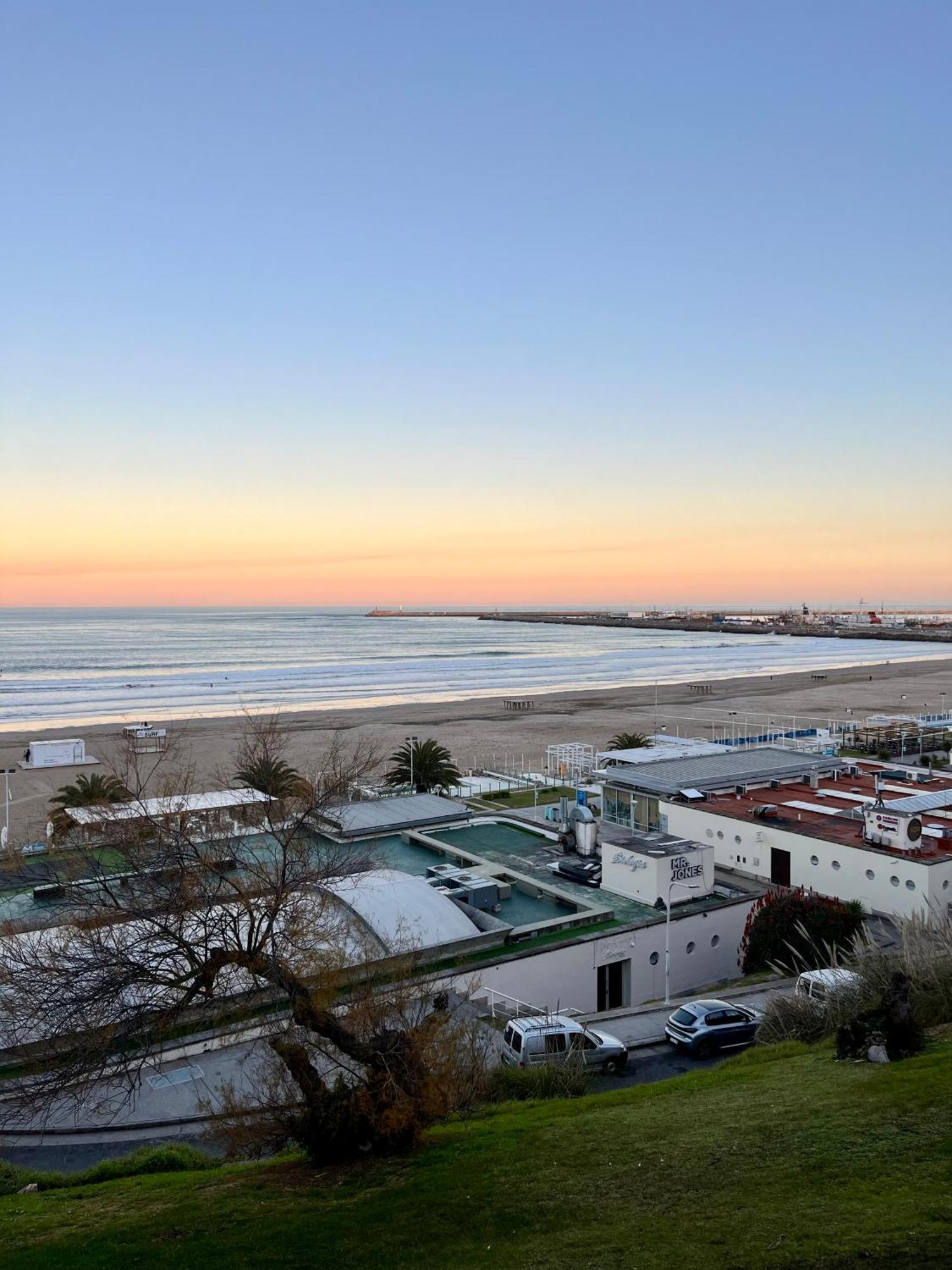 Depto 2 Amb Playa Grande Con Cochera - C - * Mar del Plata